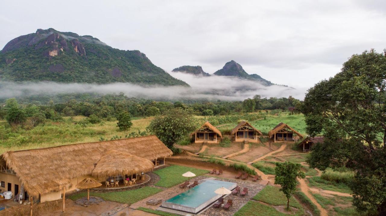 Wild Glamping Gal Oya - Thema Collection Hotel Galgamuwa  Kültér fotó