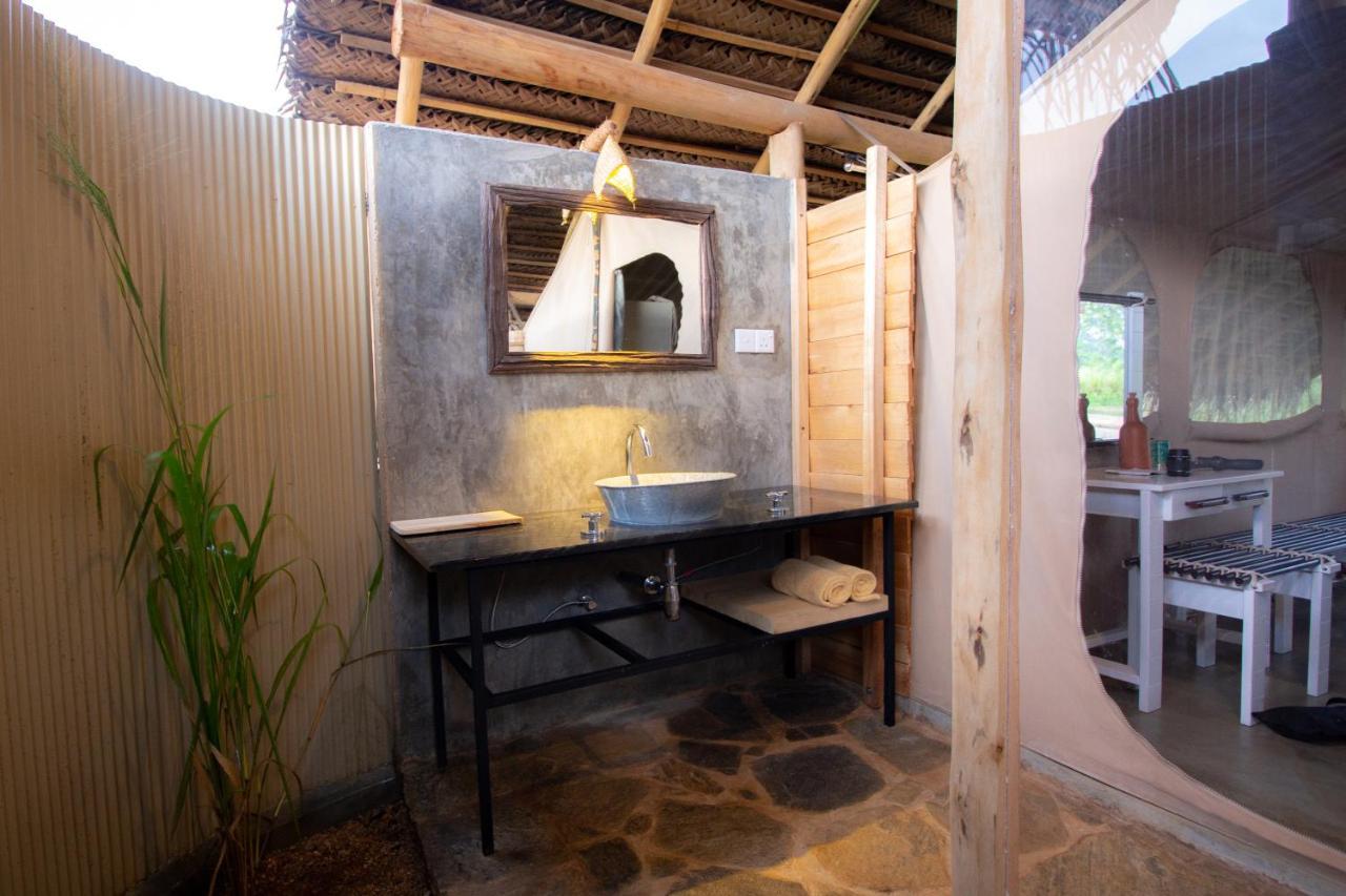 Wild Glamping Gal Oya - Thema Collection Hotel Galgamuwa  Kültér fotó