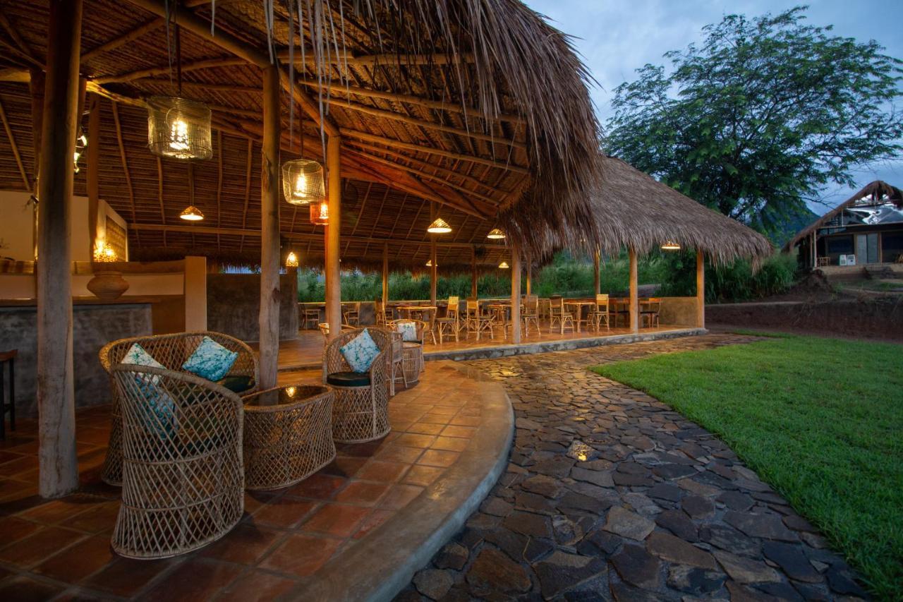 Wild Glamping Gal Oya - Thema Collection Hotel Galgamuwa  Kültér fotó